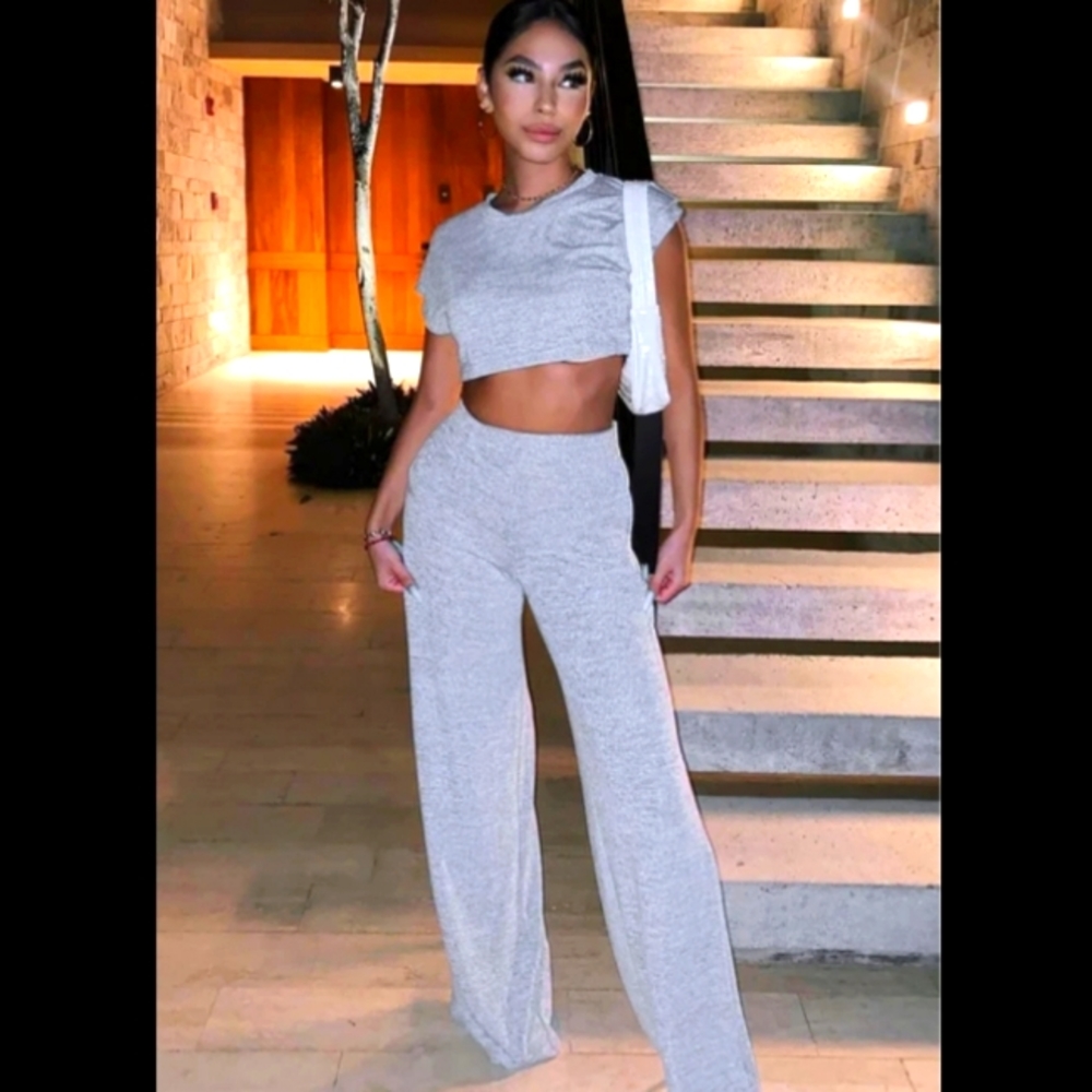 Fashion Nova Netflix and chill Khaki crop top size 3X new with tags